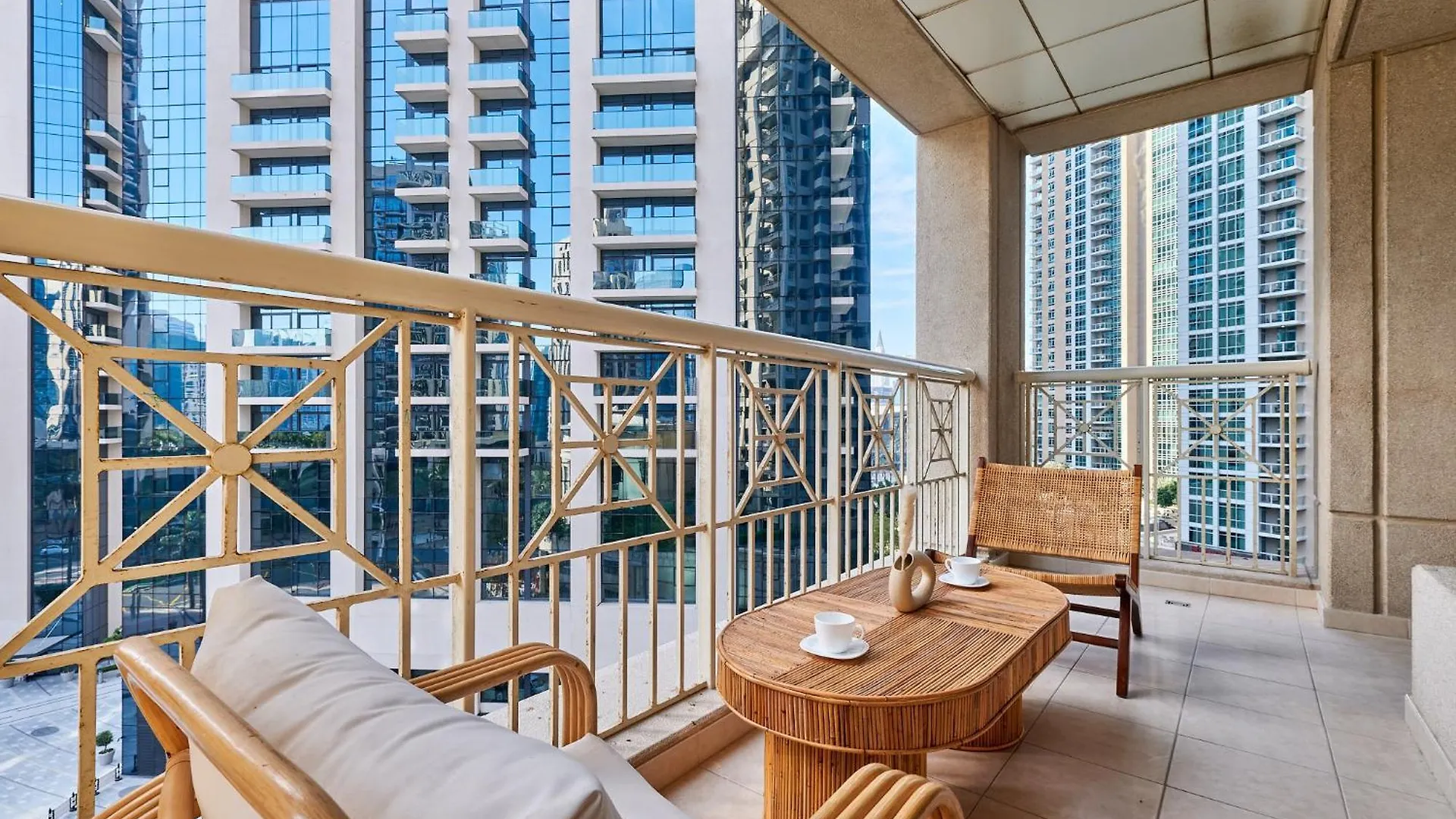 Bella Vista - 29 Boulevard Downtown Burj Khalifa Dubai Apartment